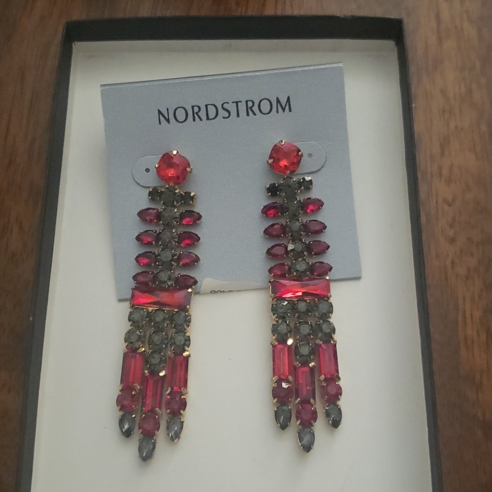 Earings /PRICE IS FIRM